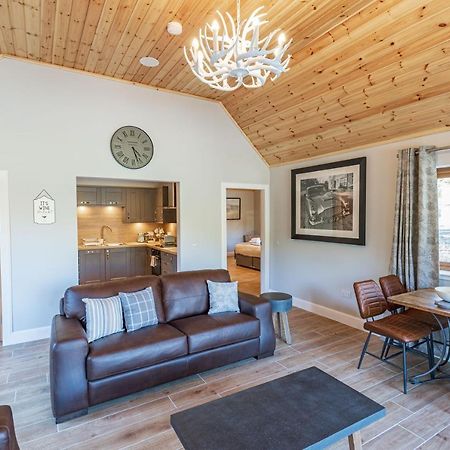 Osprey Lodge 1 With Hot Tub Newton Stewart Zewnętrze zdjęcie