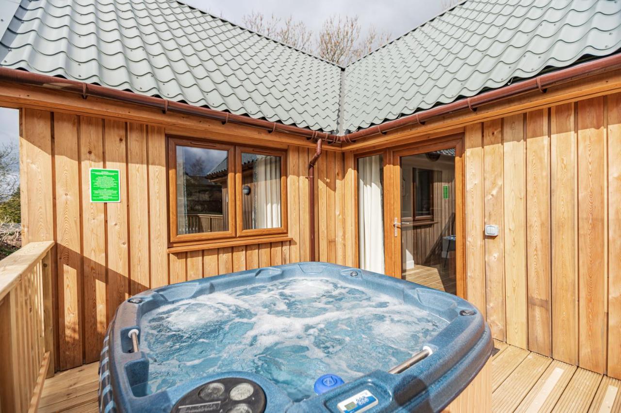 Osprey Lodge 1 With Hot Tub Newton Stewart Zewnętrze zdjęcie