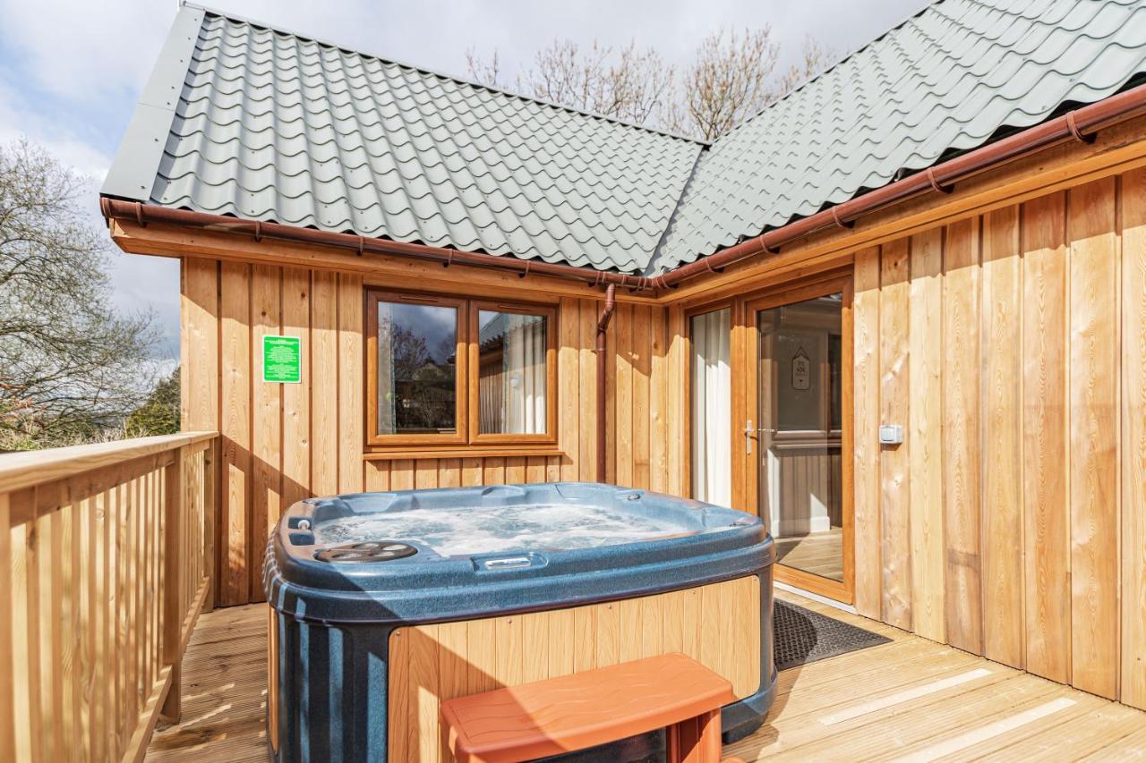 Osprey Lodge 1 With Hot Tub Newton Stewart Zewnętrze zdjęcie